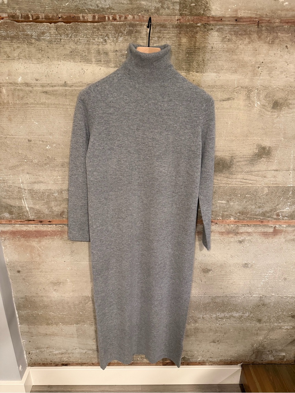 Allude Classic Gray Turtleneck Knit Dress